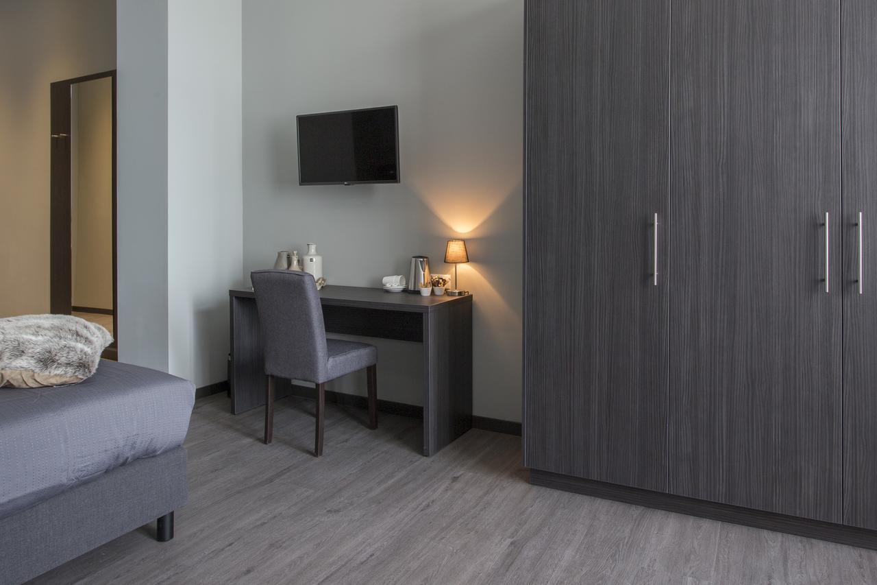 Hotel Bladel Экстерьер фото