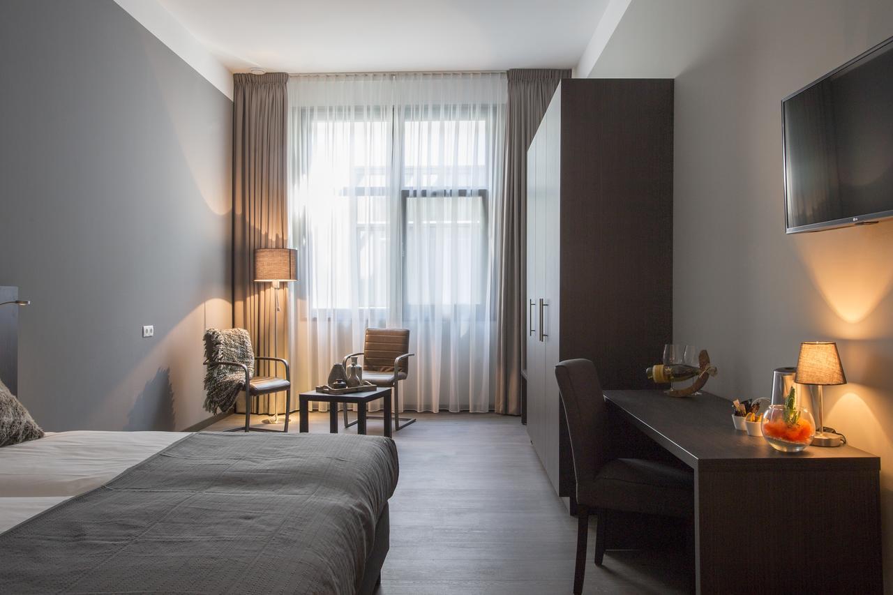 Hotel Bladel Экстерьер фото